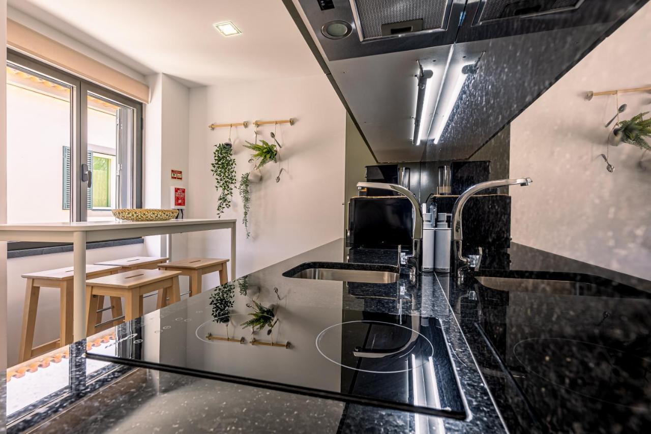 Fort Bay Suite Apartments Машику Экстерьер фото